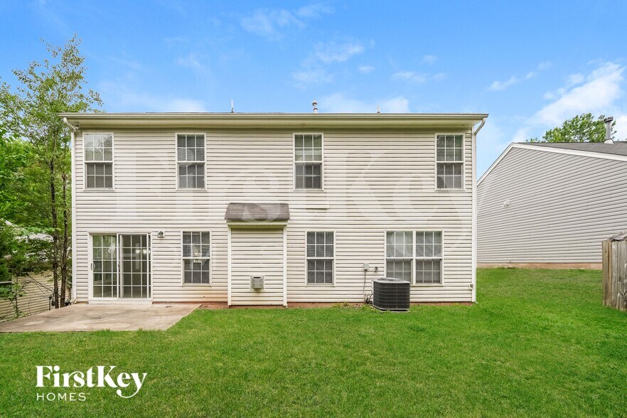 Building Photo - 3760 Thornaby Cir
