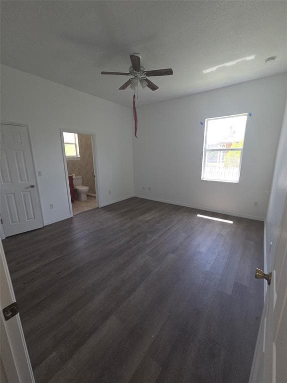 Building Photo - 16 Wood Amber Ln