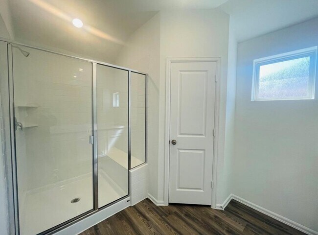 Building Photo - 3619 River Sand Rd