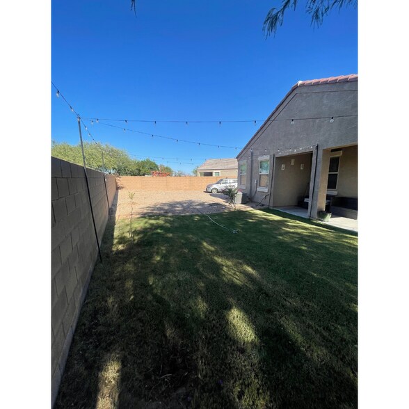 Building Photo - 1617 N Westfall Trl