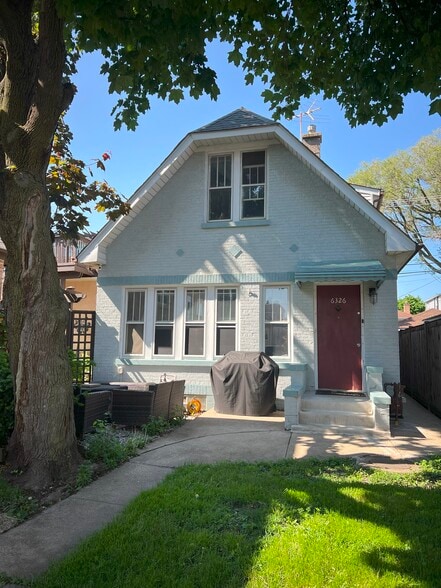 Primary Photo - 6326 W Berenice Ave