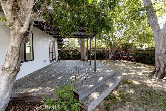 Building Photo - 20347 Runnymede St