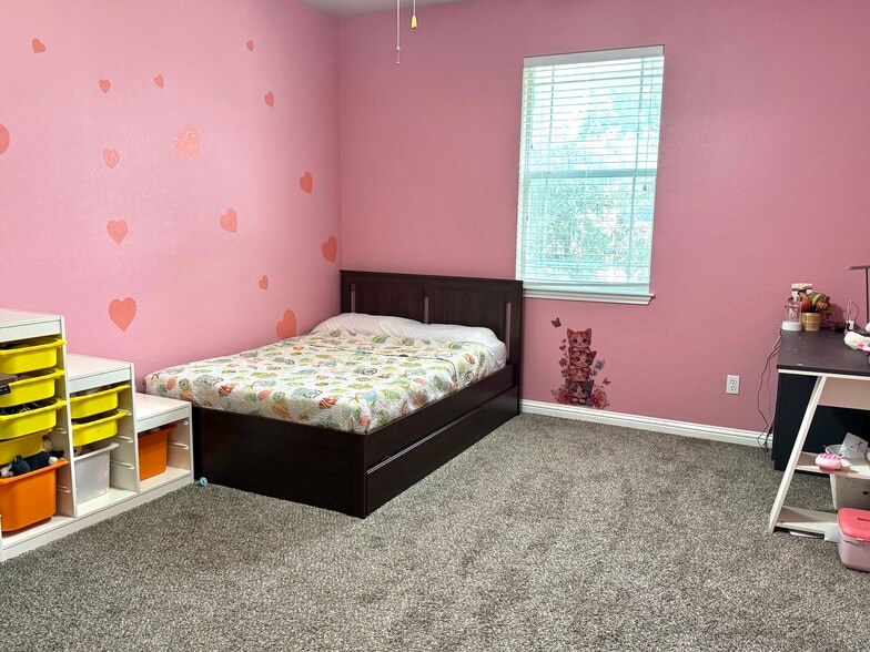 Building Photo - 609 Arrowhead Trl