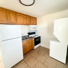 Building Photo - 8724 Forshey St