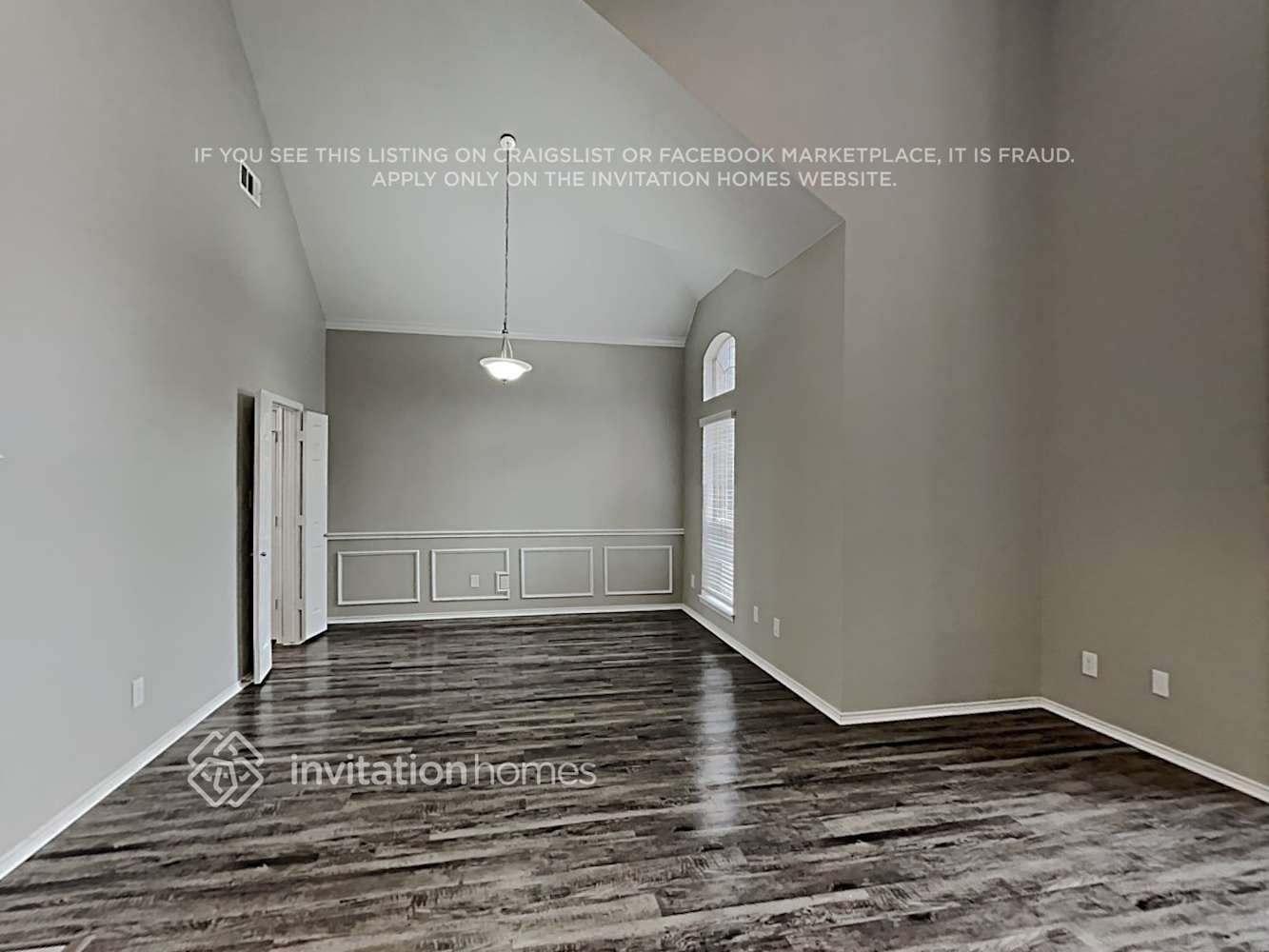Building Photo - 1133 Finch Cir