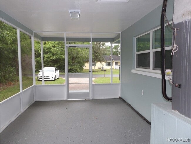 Building Photo - 30 N Osceola St