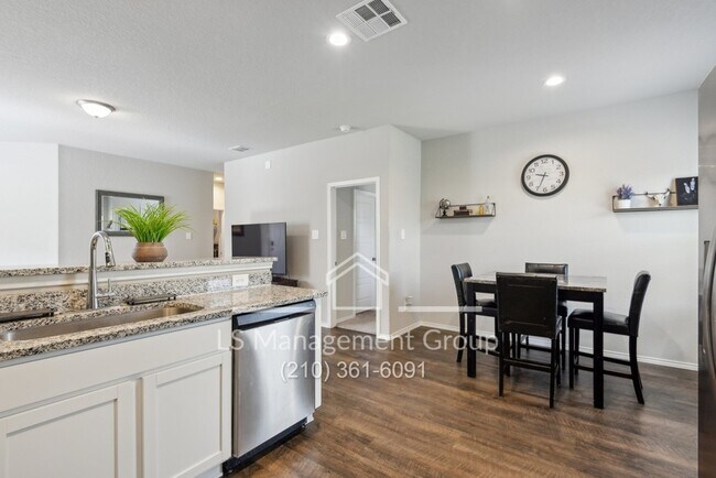 Building Photo - 7145 Pisces Wy