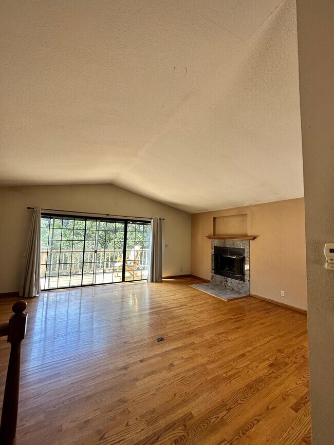 Building Photo - 2431 Rifle Range Dr