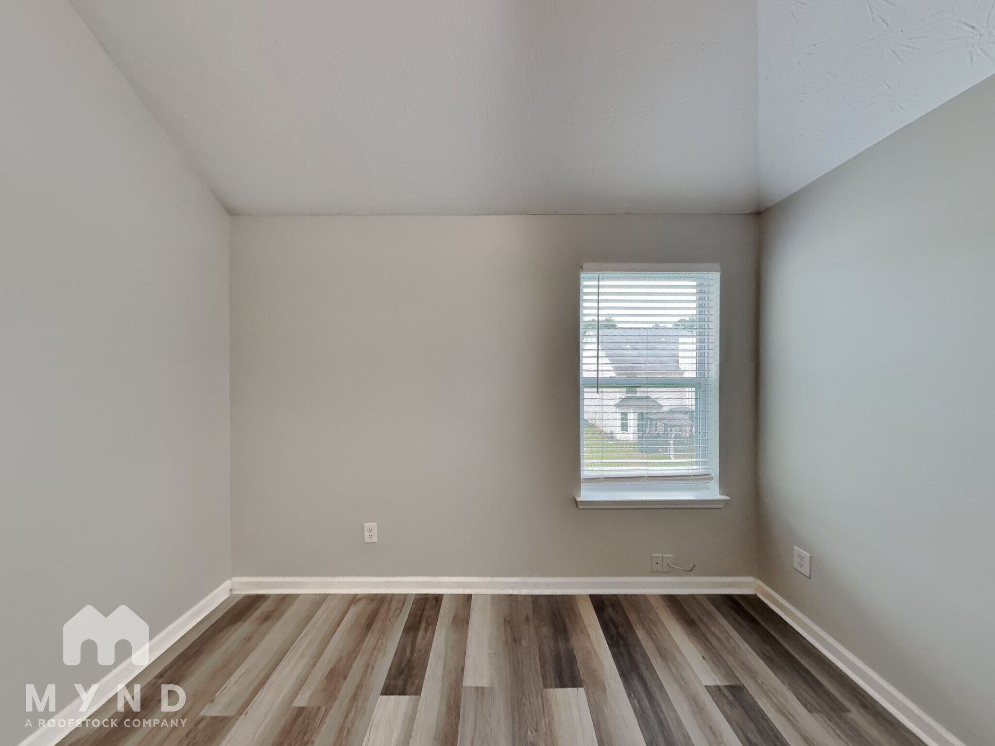 Building Photo - 2440 Wood Bend Ln