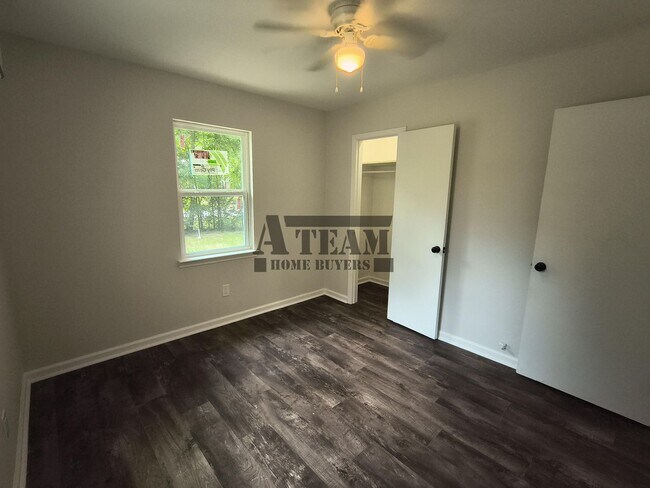 Building Photo - Cozy 2 Bed 1 Bath home for rent!