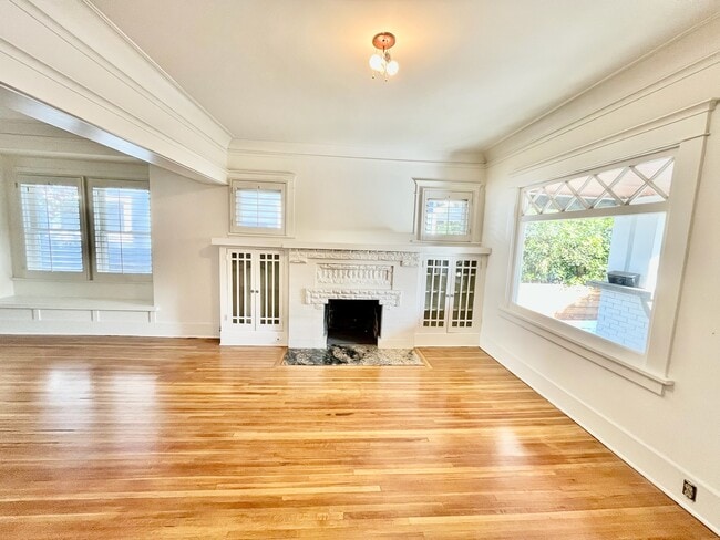 Building Photo - 7725 Norton Ave