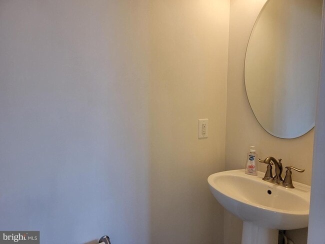 Building Photo - 12347 Echo Hill Pl