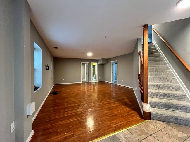 Building Photo - 4302 Stablemere Ct
