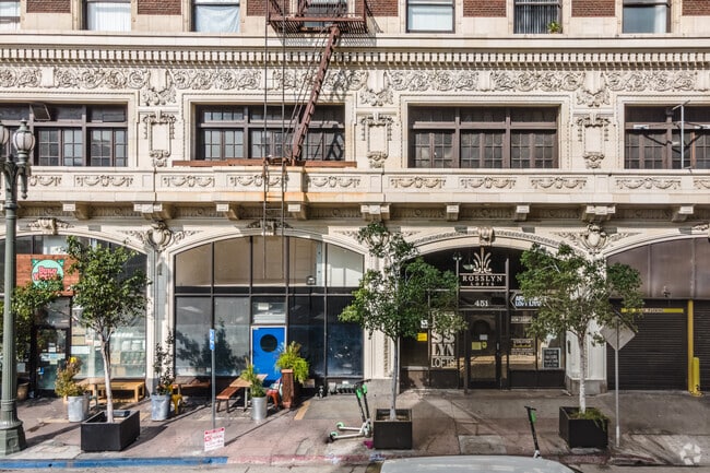 Entrance - Rosslyn Lofts
