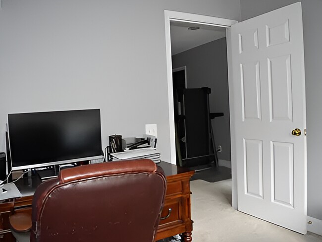 Building Photo - 2460 Terra Cotta Cir