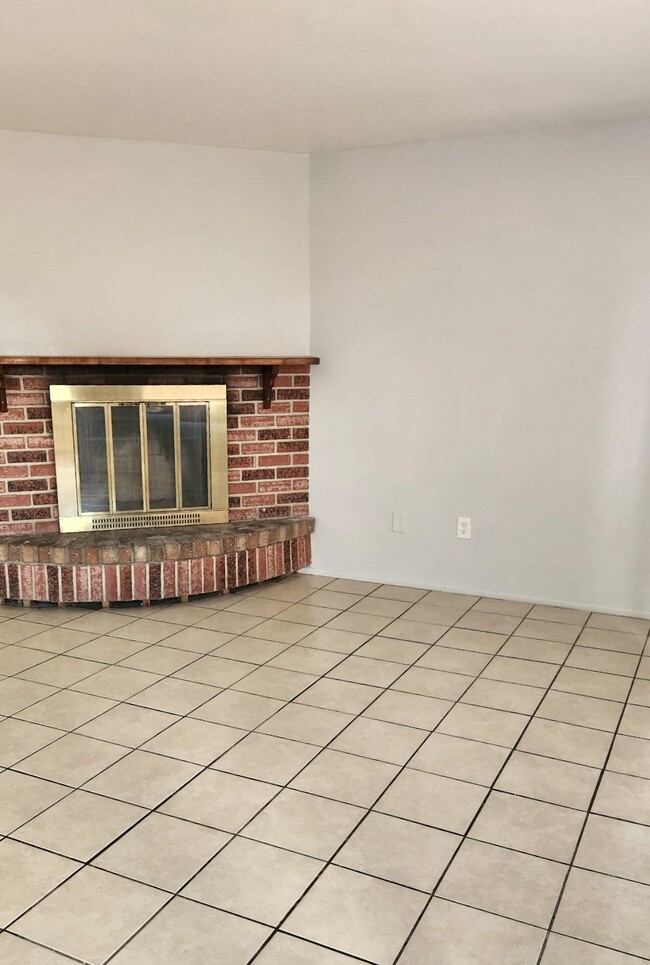 Building Photo - 6703 N 27th Ave