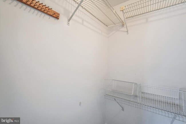 Building Photo - 6040 Havener House Way