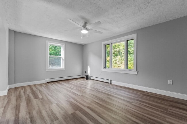 Building Photo - 3 Providence Hill Rd