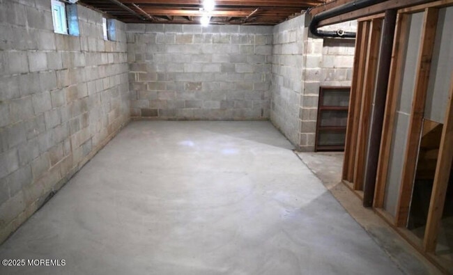Building Photo - 3257 Ridgeway Blvd
