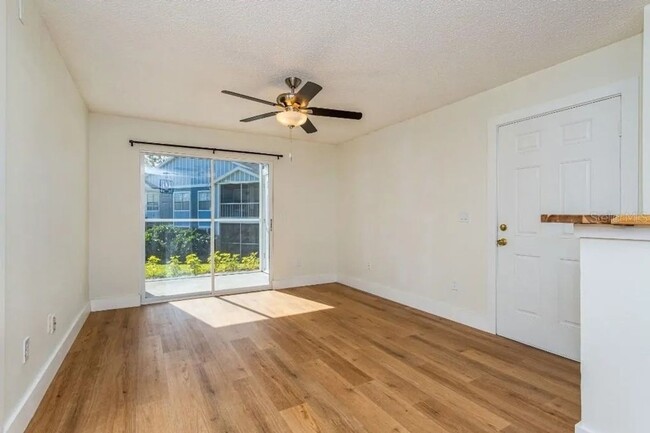 Building Photo - Charming 1BR Condo in Lake Mary