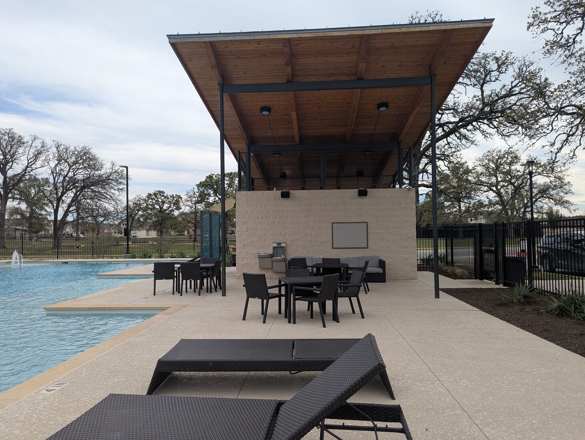 Building Photo - 112 Esparza Dr