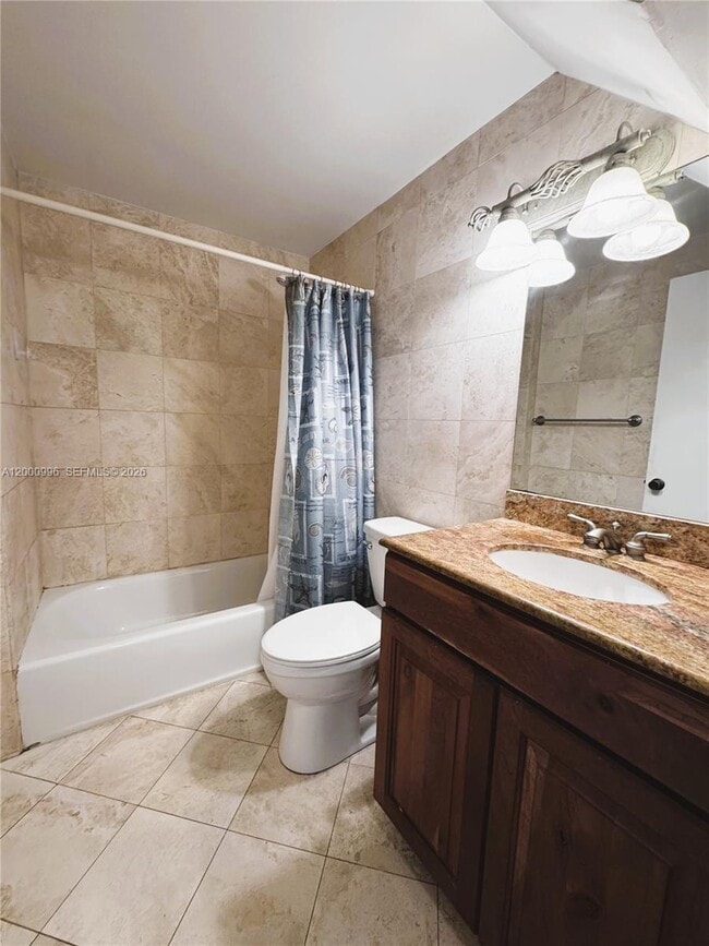 Building Photo - 3054 Center St