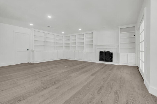 Building Photo - 26232 Glen Canyon Dr
