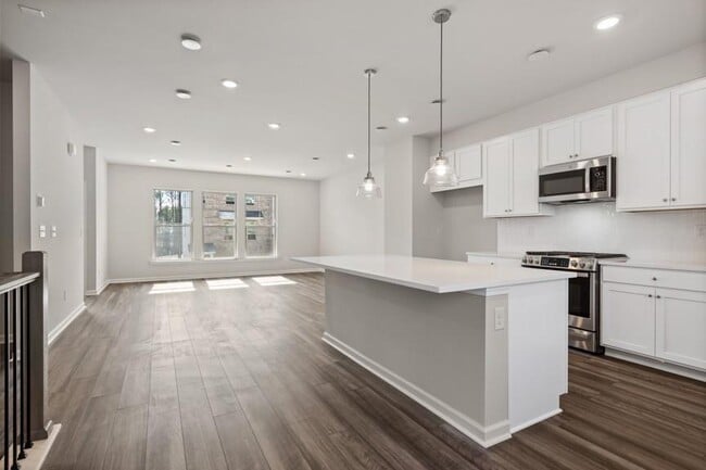 Building Photo - 225 Matson Run SW