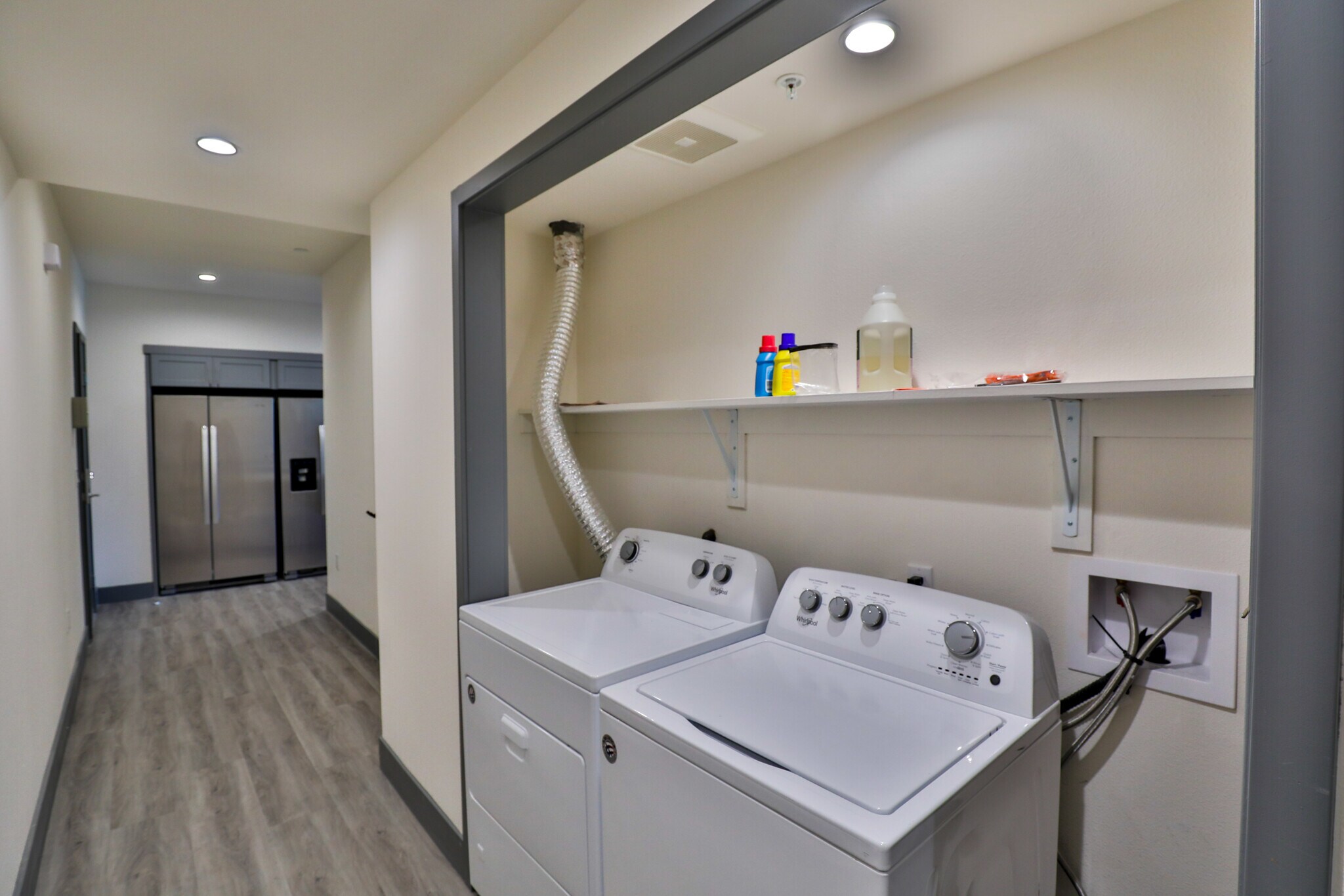 Building Photo - 1155 W 36th Pl