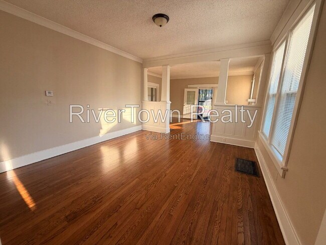 Building Photo - 1229 Faxon Ave