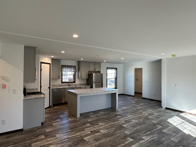 Building Photo - 3606 Warren Ct