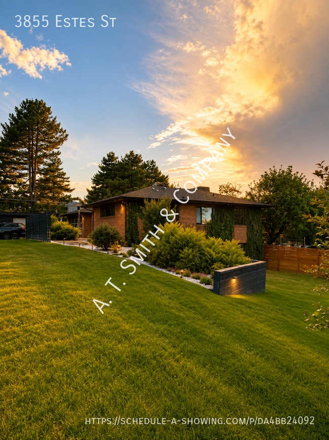 Building Photo - 3855 Estes St