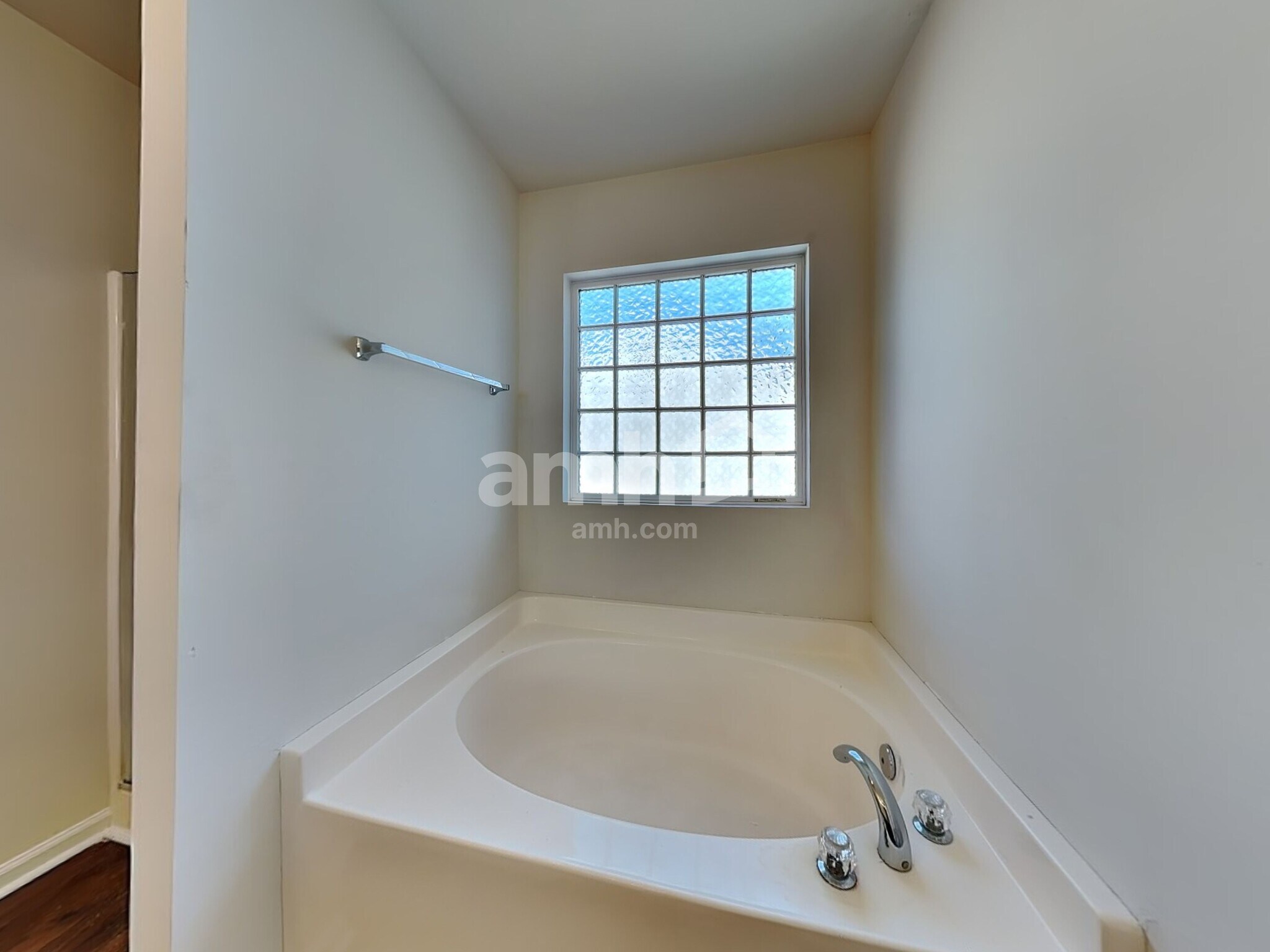 Building Photo - 1300 Montreux Ct