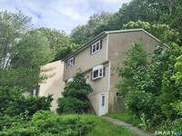 Building Photo - 1 Knollwood Dr