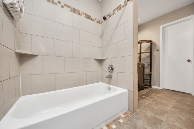 Building Photo - 12218 Taylors Crossing Dr