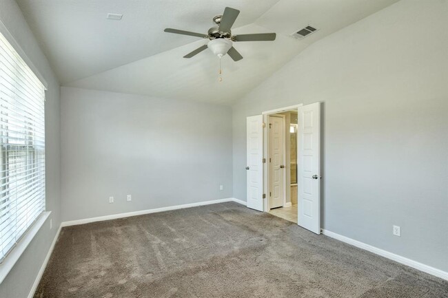 Building Photo - 748 Nautical Lp