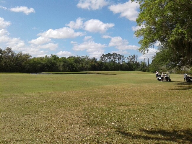 Building Photo - 2113 Sawgrass Ln