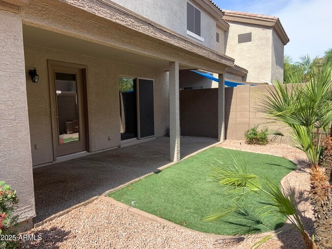 Building Photo - 7977 W Carolina Dr