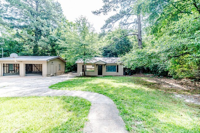Building Photo - 3226 Hawkins Ave