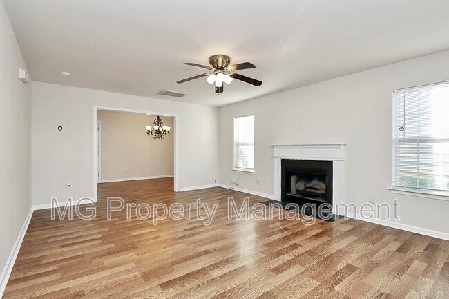 Building Photo - 2134 Cindy Creek Ln