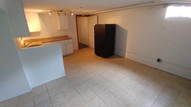 Building Photo - 3 BR / 2 BA Outdoor lovers dream! Near For...