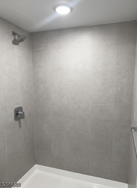 Building Photo - 1790 W 4th St