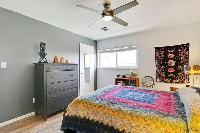 Building Photo - Westminster Townhome