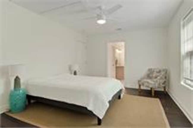 Building Photo - Renovated Central City Home with Open Floor Plan & Parking