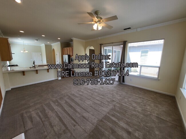 Building Photo - 1201 Souza Way