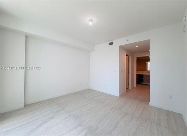 Building Photo - 77 SE 5th St