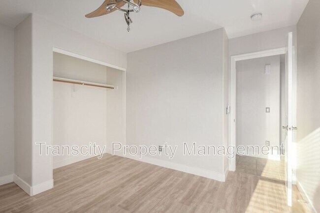 Building Photo - 9255 E Shasta Dr