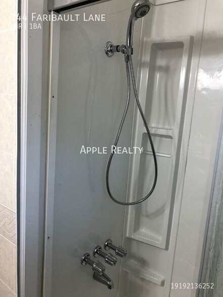 Building Photo - 144 Faribault Ln