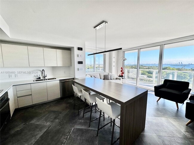 Building Photo - 4250 Biscayne Blvd