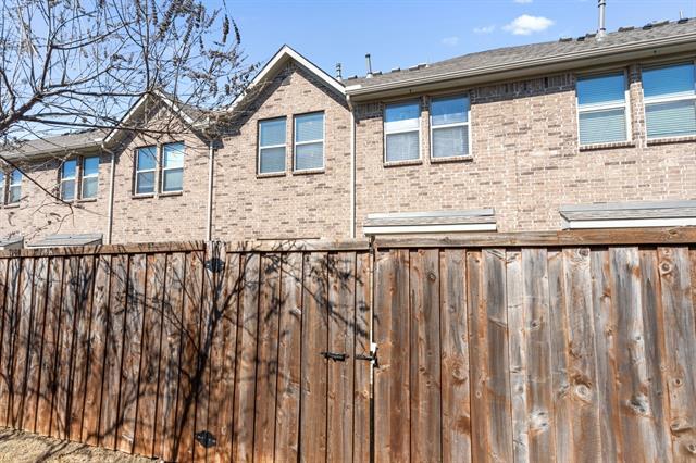 Building Photo - 2716 Starburst Dr